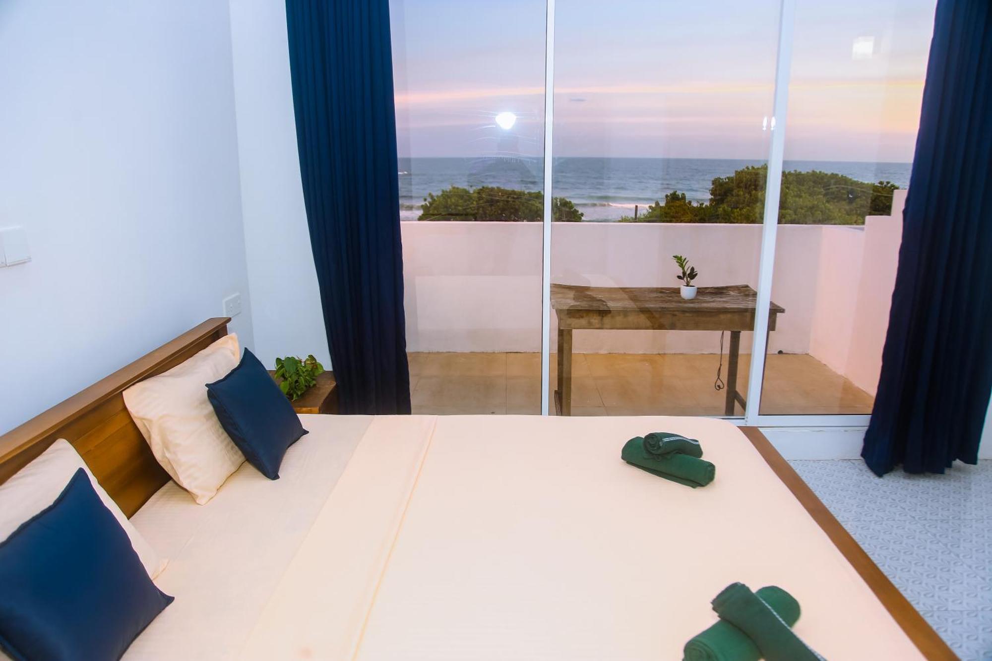Mirissa Turtle Point Guest Hotel ภายนอก รูปภาพ