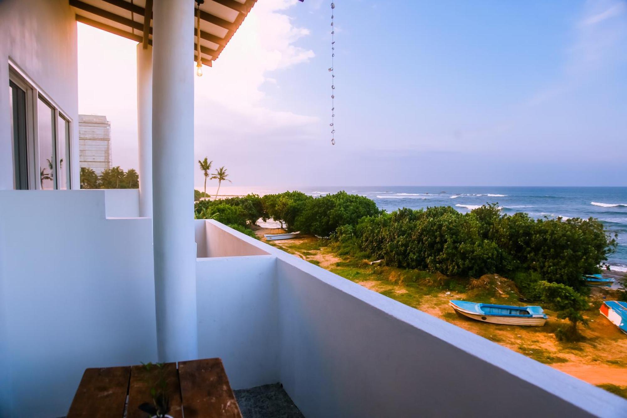 Mirissa Turtle Point Guest Hotel ภายนอก รูปภาพ