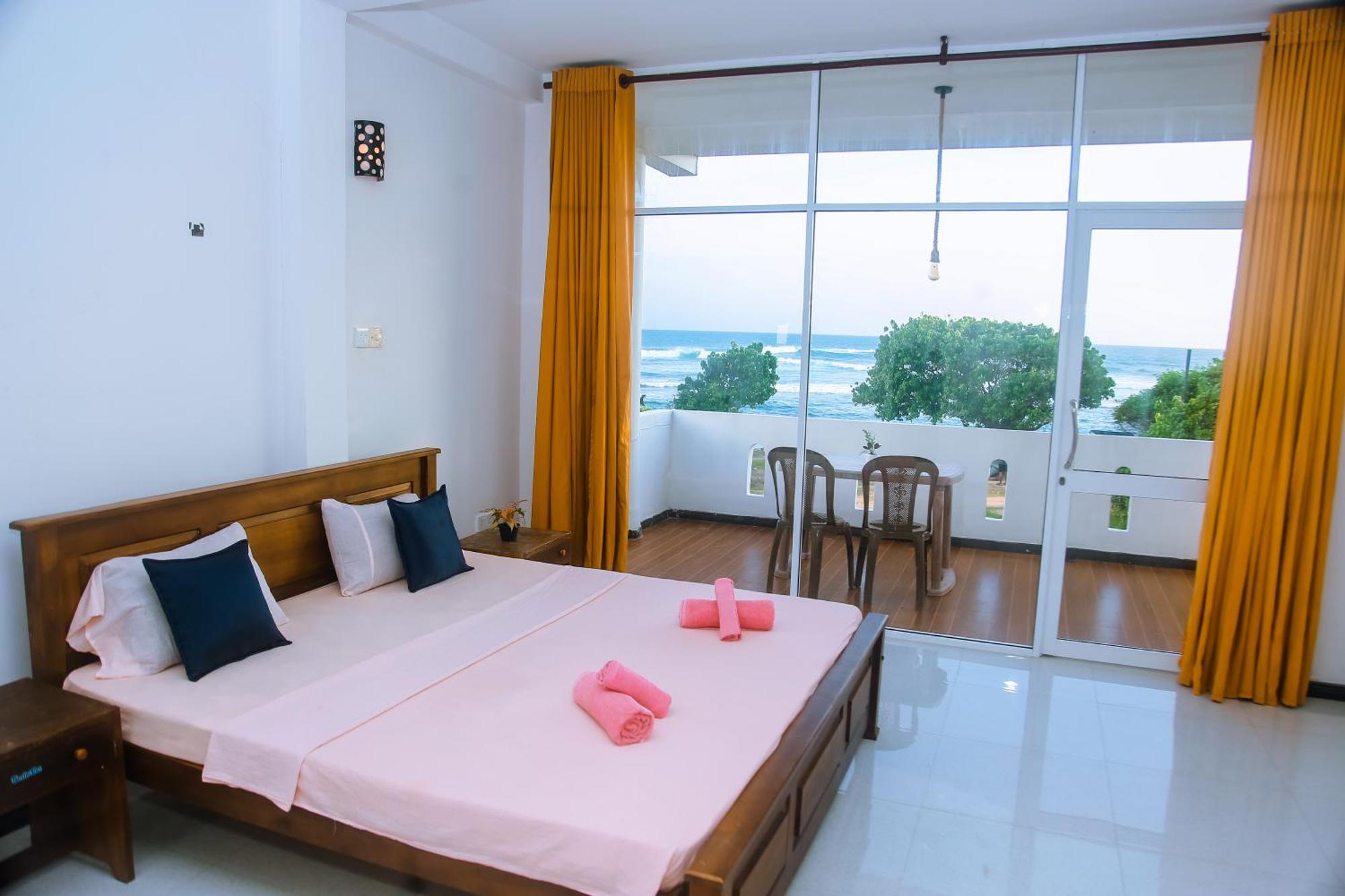Mirissa Turtle Point Guest Hotel ภายนอก รูปภาพ